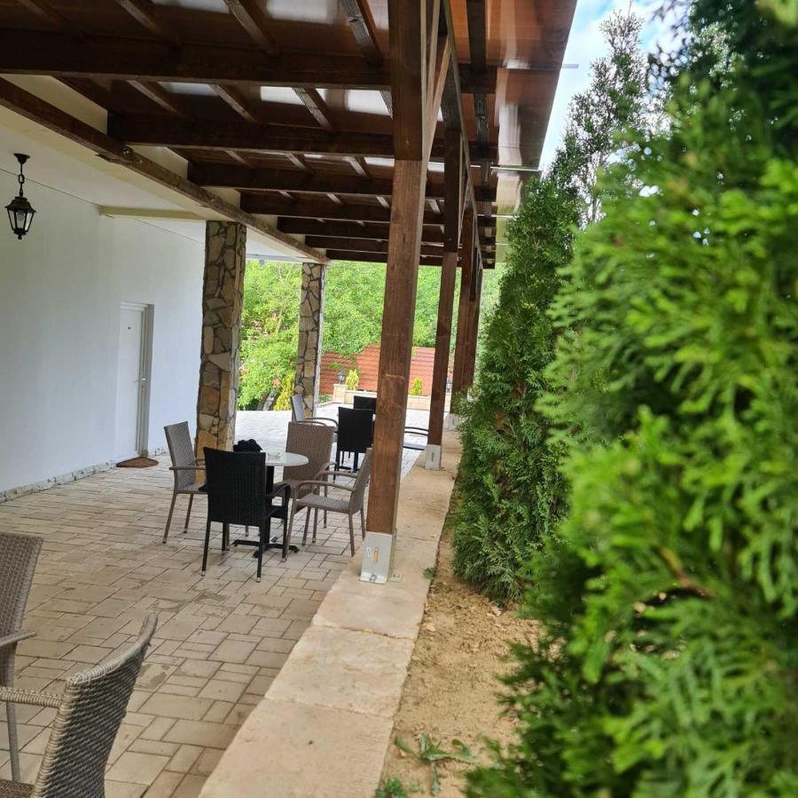 Ra Apartmani Rednek Kültér fotó
