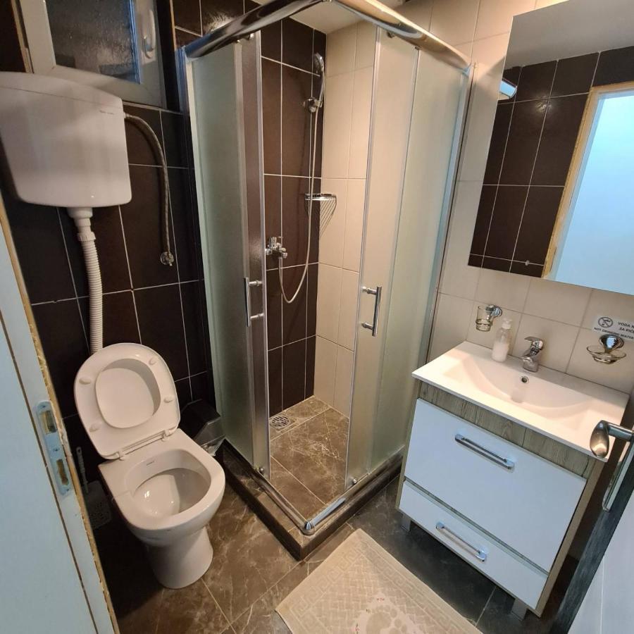 Ra Apartmani Rednek Szoba fotó