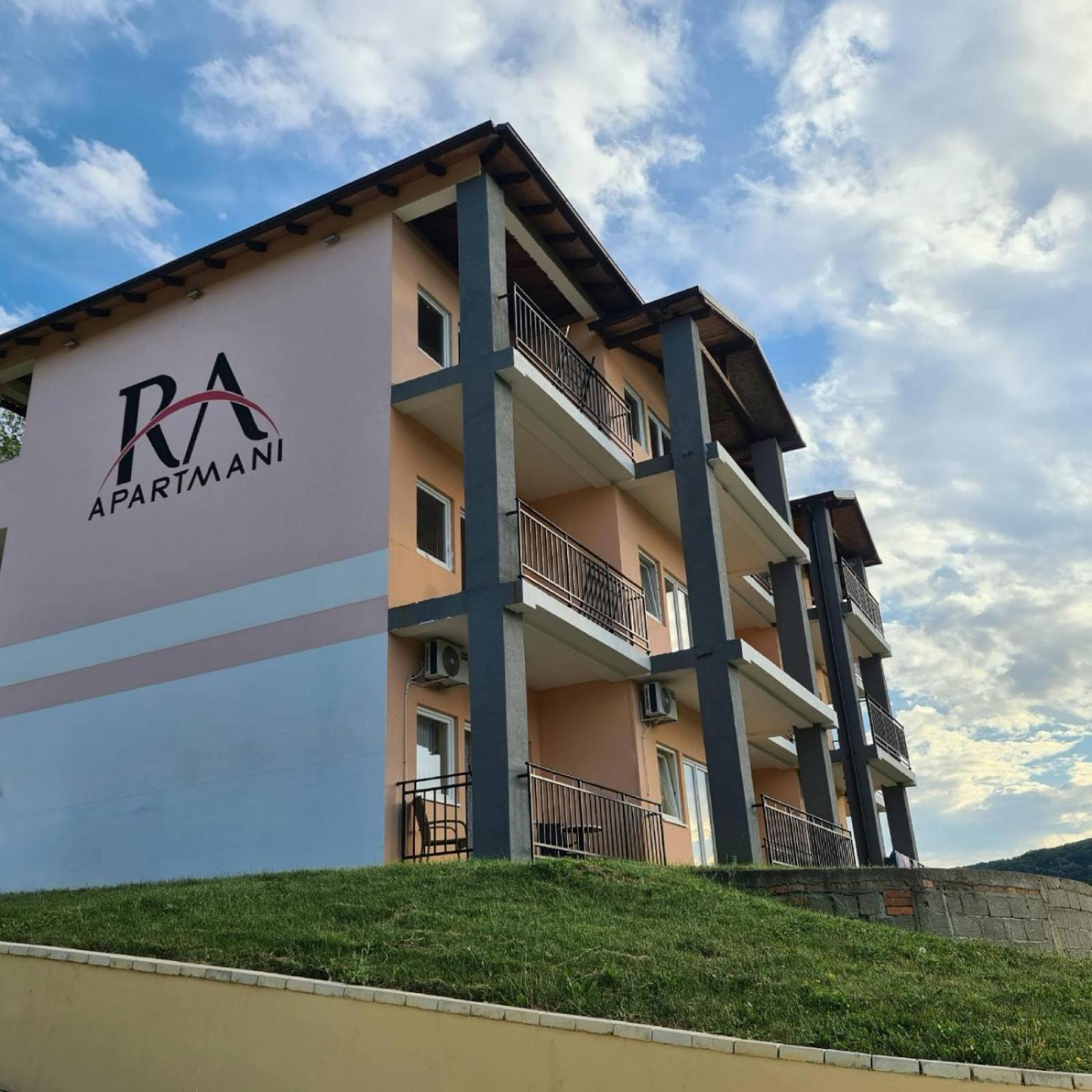 Ra Apartmani Rednek Szoba fotó